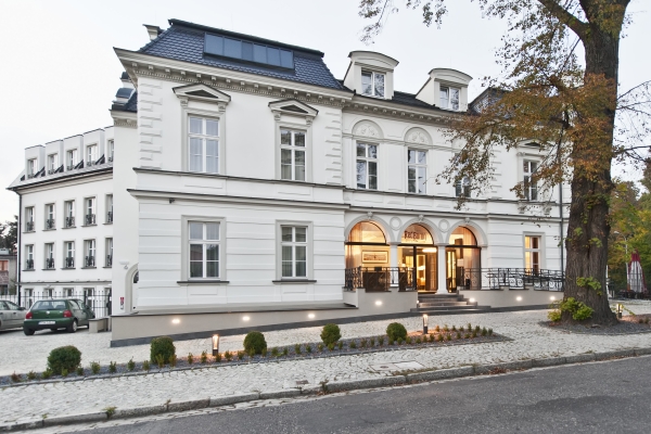Hotel Red Baron (Świdnica)